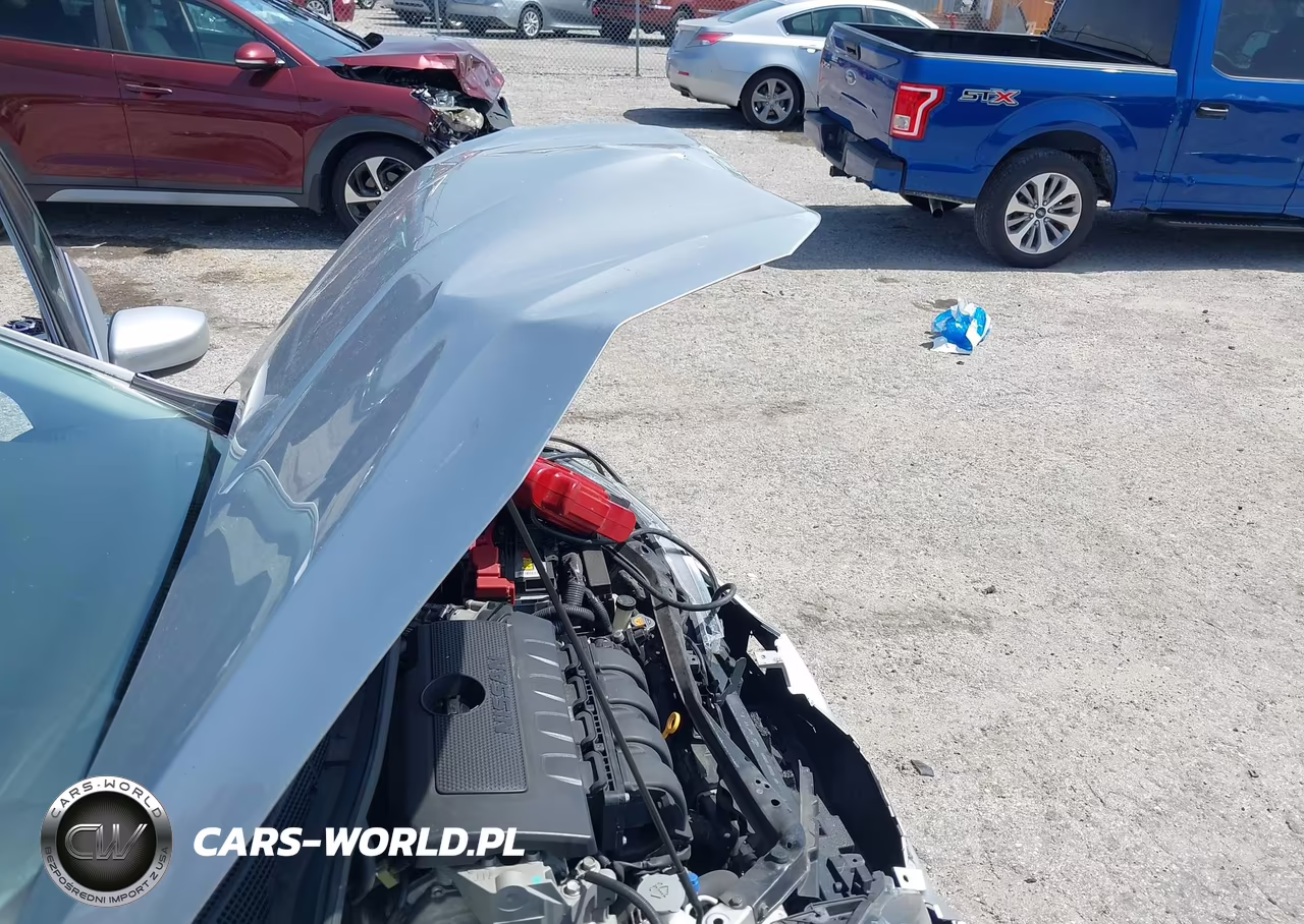 2018 Nissan Sentra S VIN:3N1AB7AP2JY232743 - 6