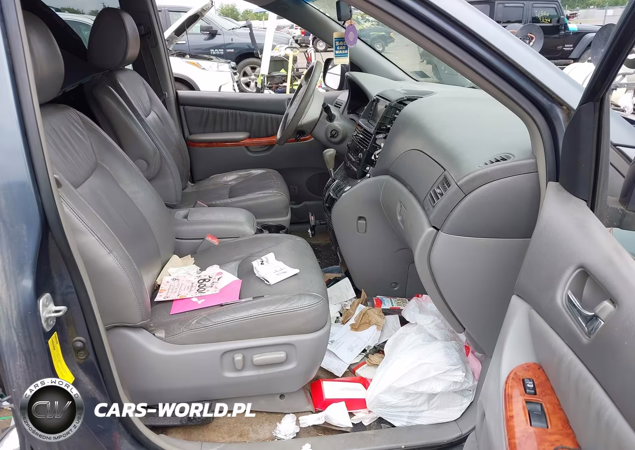 2010 Toyota Sienna Xle VIN:5TDYK4CC6AS313059 - 5