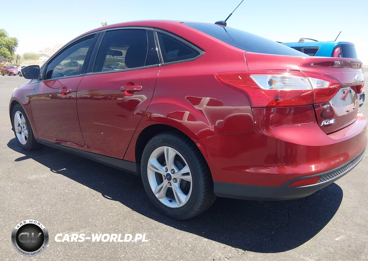 2013 Ford Focus Se VIN:1FADP3F25DL318648 - 3