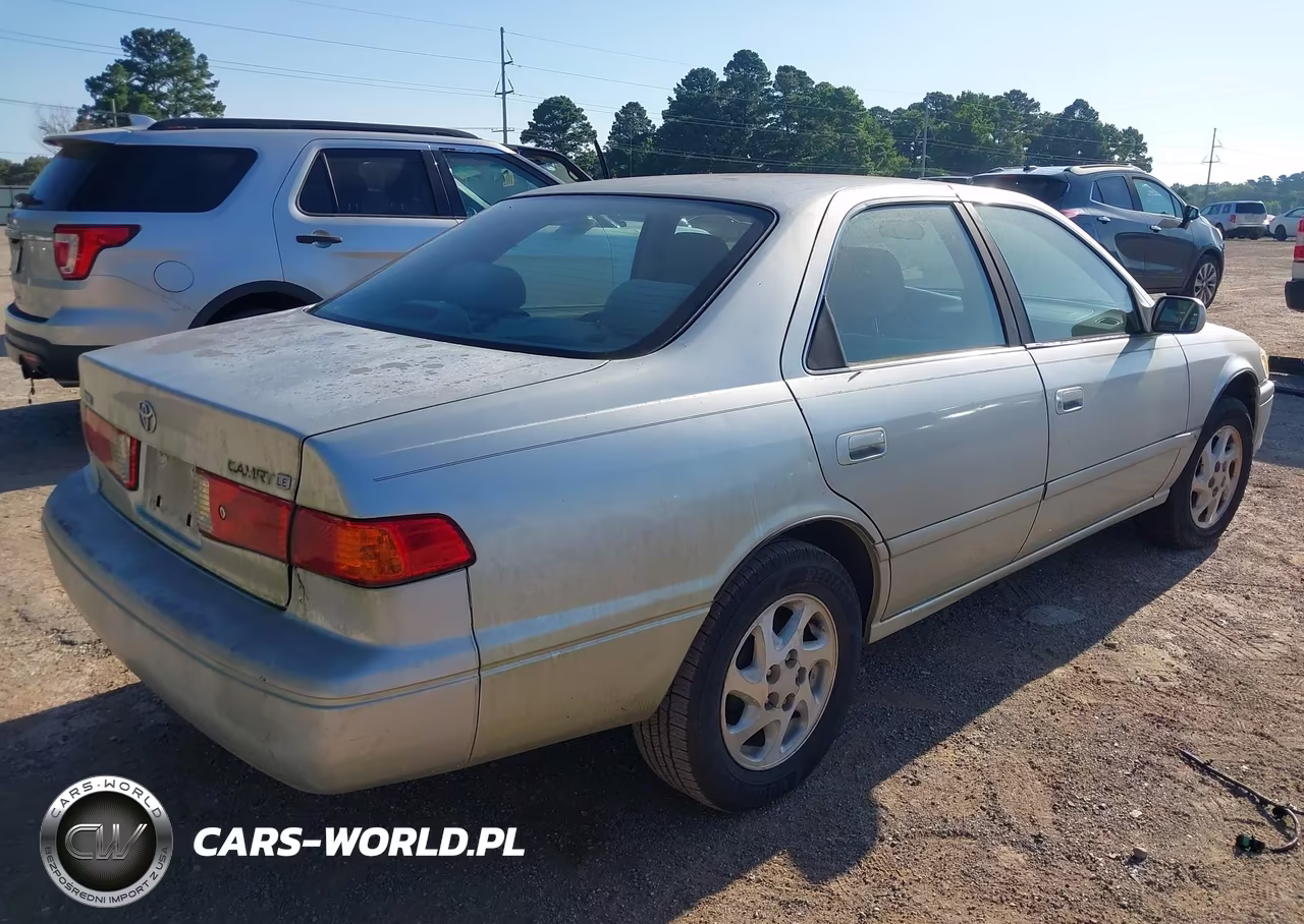 2000 Toyota Camry Le VIN:JT2BG22K3Y0492235 - 4