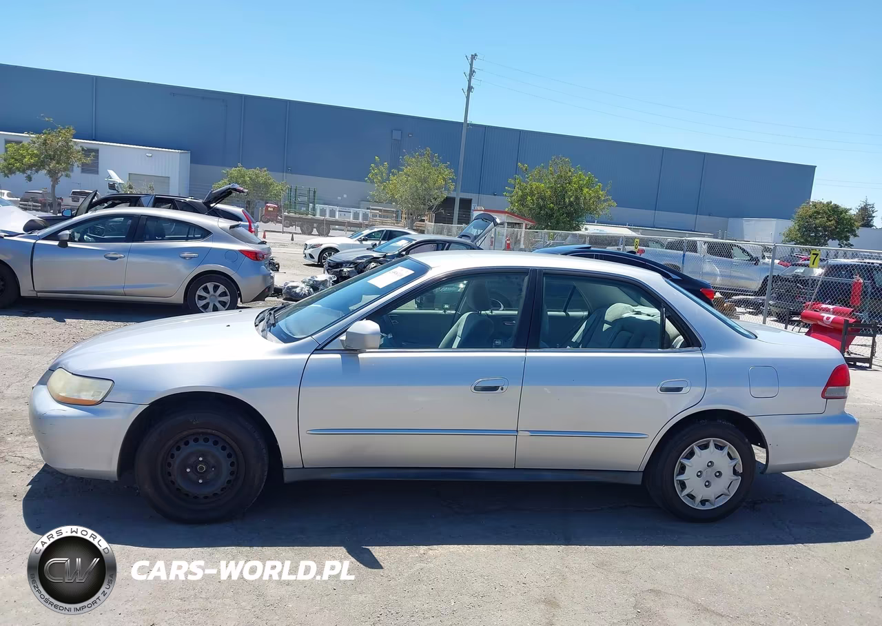 2001 Honda Accord 2.3 Lx VIN:1HGCG66501A082498 - 14