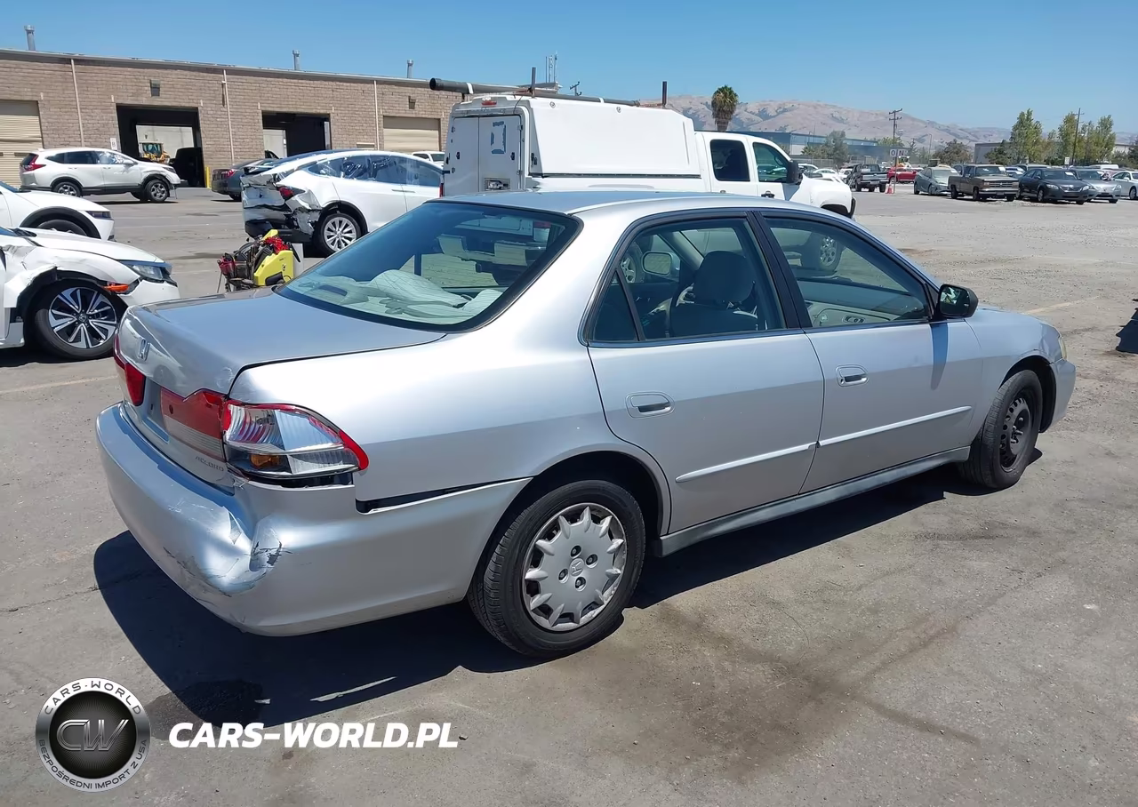 2001 Honda Accord 2.3 Lx VIN:1HGCG66501A082498 - 4
