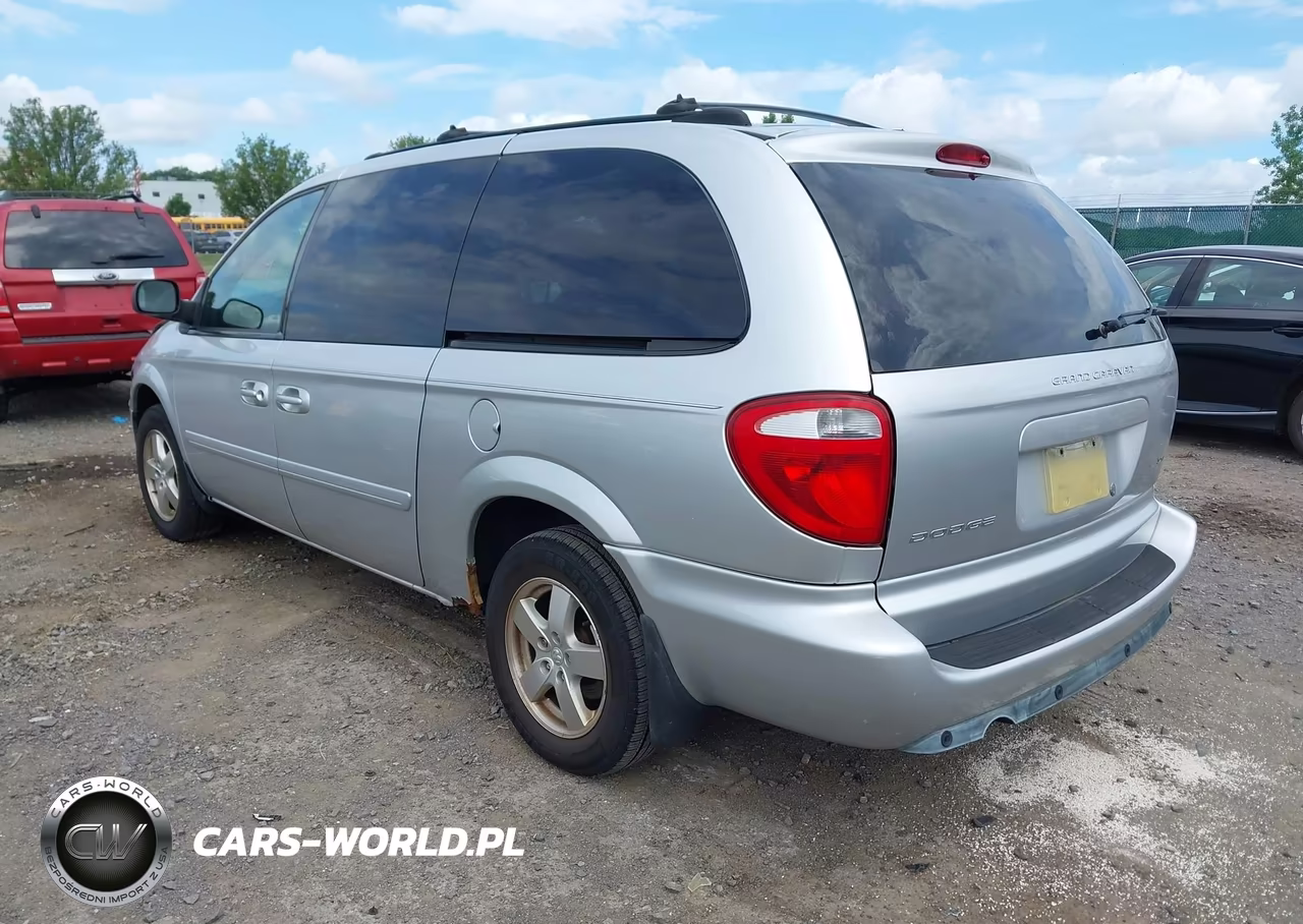 2005 Dodge Caravan Sxt VIN:2D4GP44L45R220344 - 3