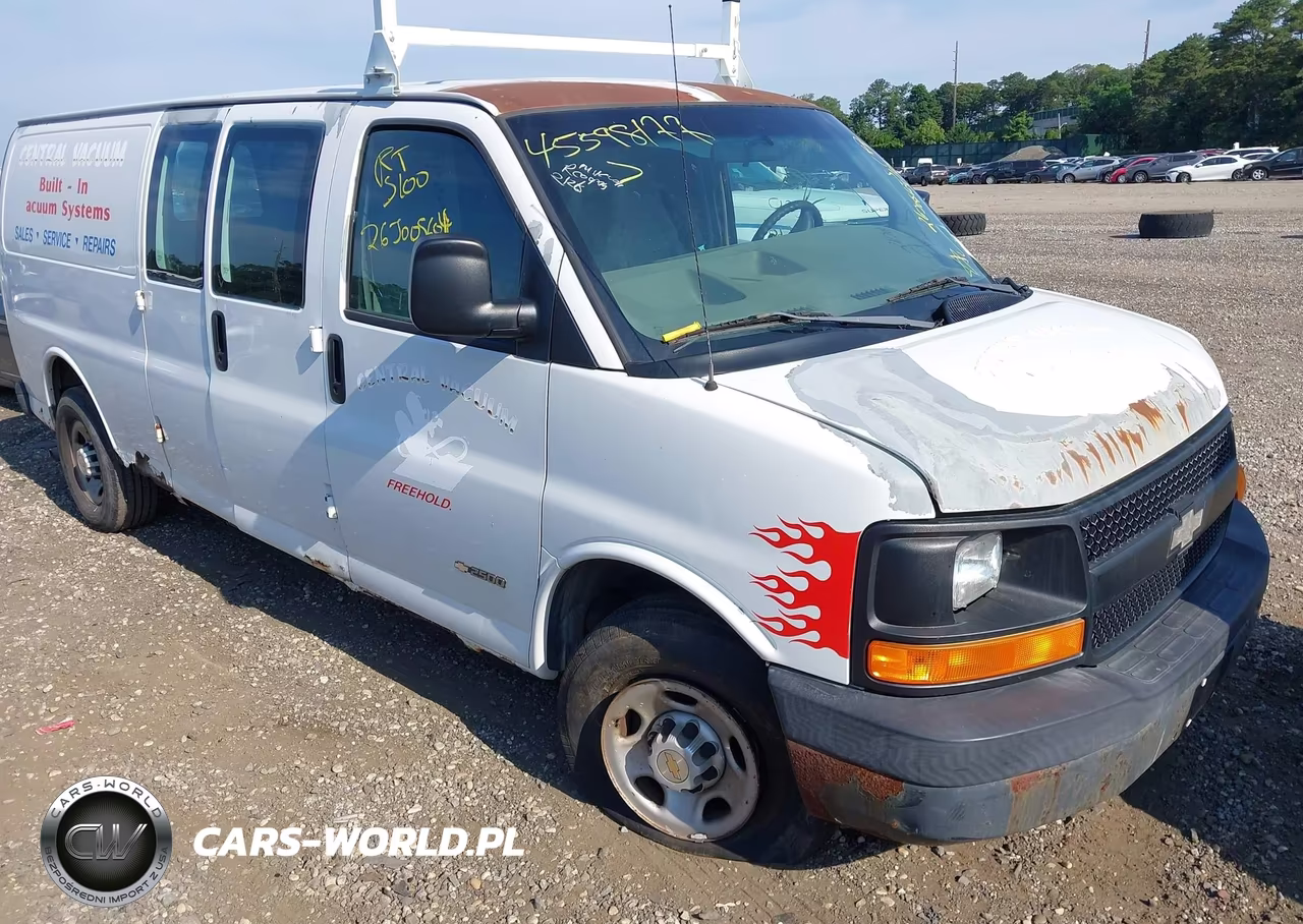 2005 Chevrolet Express Cargo Van