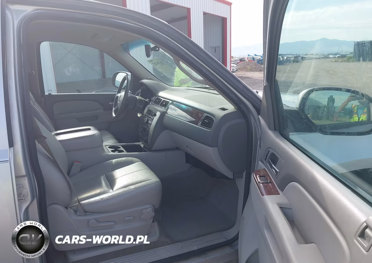 2013 GMC Yukon Xl 1500 Slt VIN:1GKS2KE71DR112879 - 5