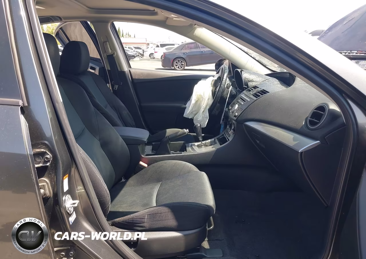 2011 Mazda Mazda3 S Sport VIN:JM1BL1U62B1481659 - 5