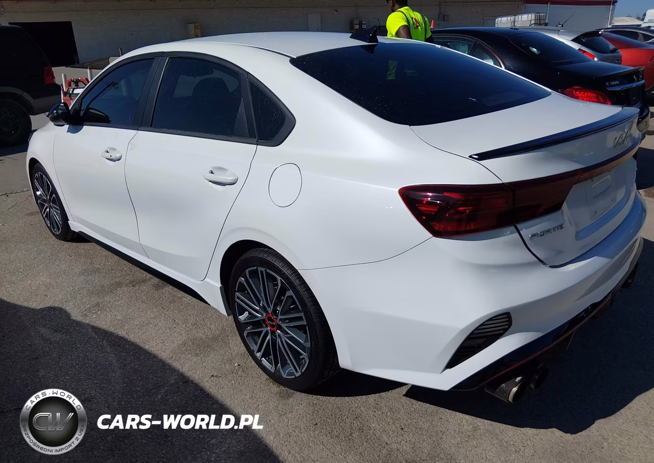 2022 Kia Forte Gt VIN:3KPF44AC1NE475685 - 3