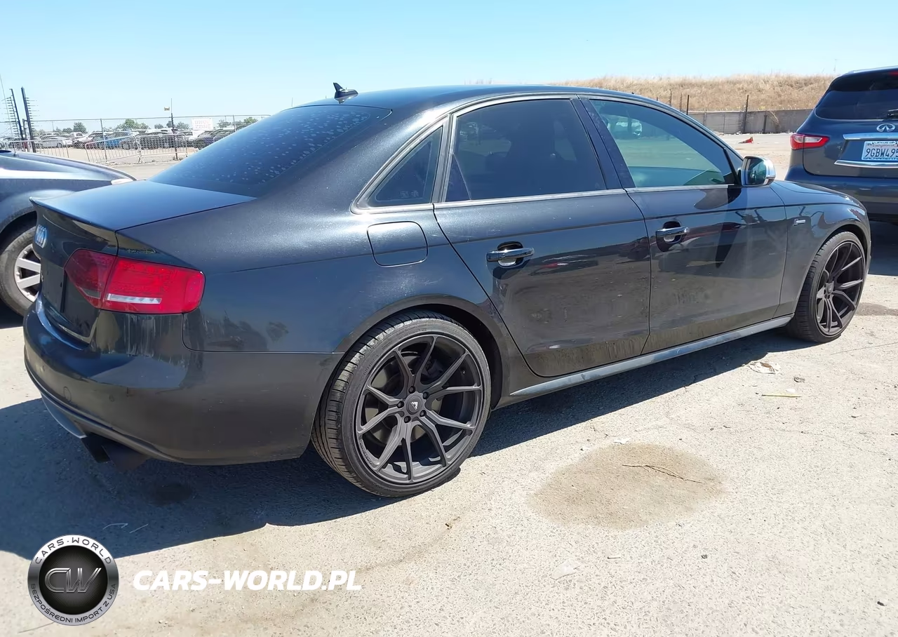 2010 Audi S4 3.0 Premium Plus VIN:WAUBGAFL5AA185232 - 4