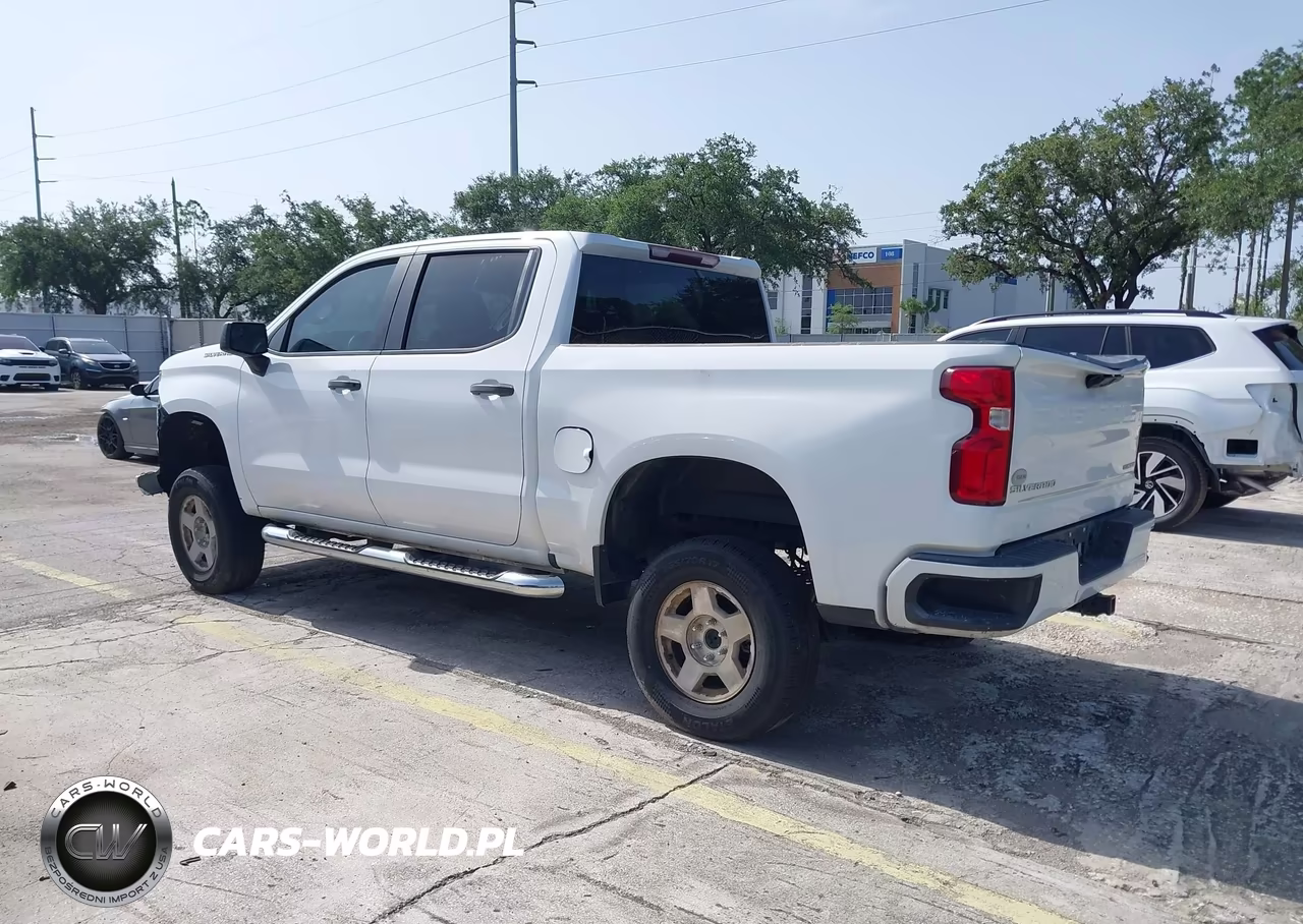 2020 Chevrolet Silverado 1500 2Wd Short Bed Custom VIN:3GCPWBEH8LG130812 - 3