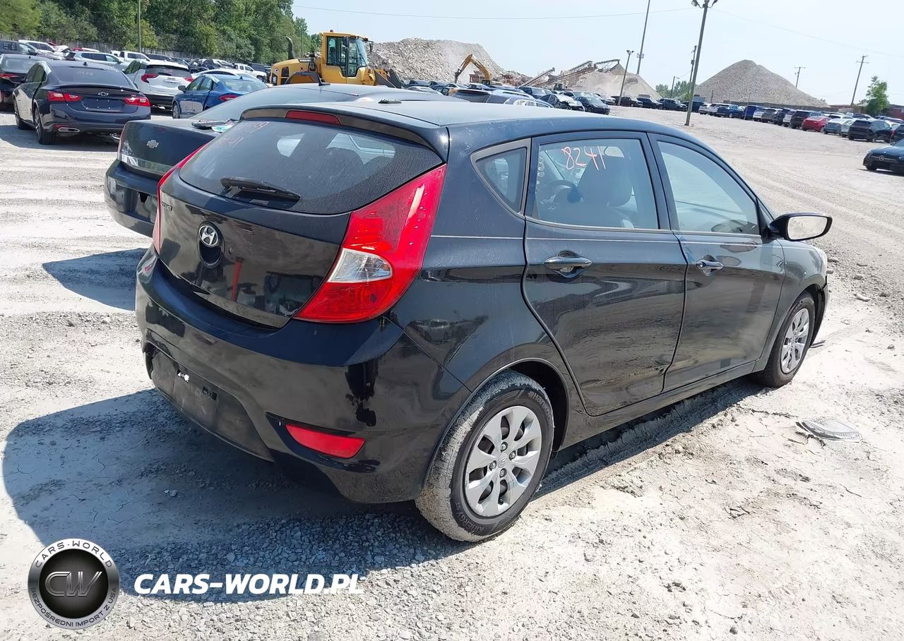 2015 Hyundai Accent Gs VIN:KMHCT5AE5FU205970 - 4