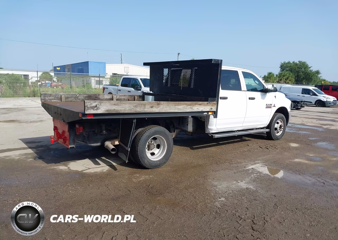 2017 Ram 3500 Chassis Tradesman-Slt-Laramie VIN:3C7WRSCL3HG558100 - 4