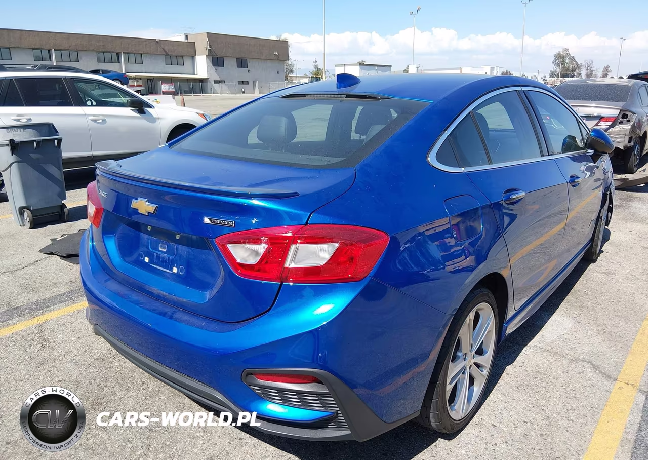 2017 Chevrolet Cruze Premier Auto VIN:1G1BF5SM3H7122156 - 4