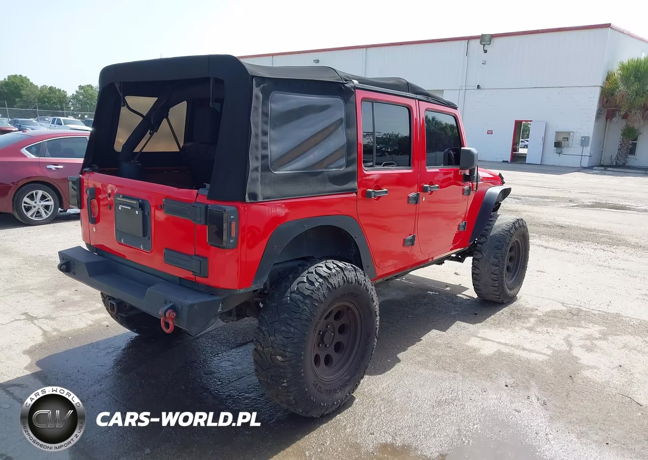 2017 Jeep Wrangler Unlimited Sport VIN:1C4BJWDG3HL561447 - 4