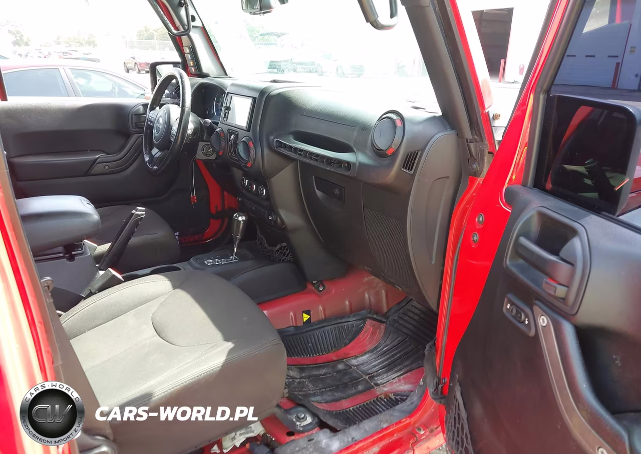 2017 Jeep Wrangler Unlimited Sport VIN:1C4BJWDG3HL561447 - 5