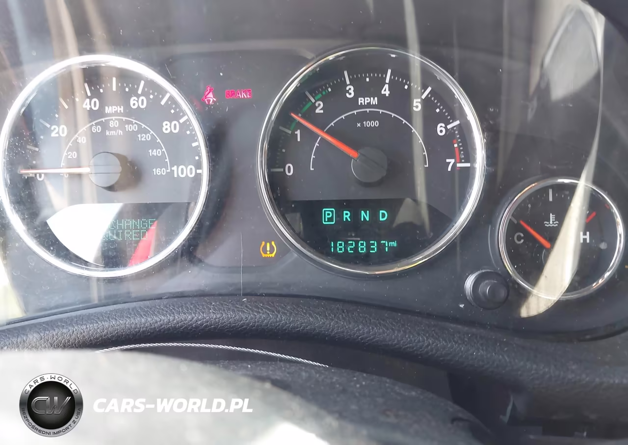 2017 Jeep Wrangler Unlimited Sport VIN:1C4BJWDG3HL561447 - 7