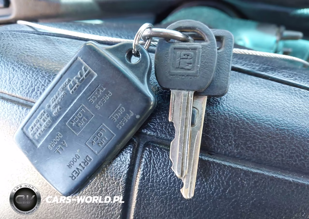 1995 Chevrolet Camaro VIN:2G1FP32S8S2130124 - 11