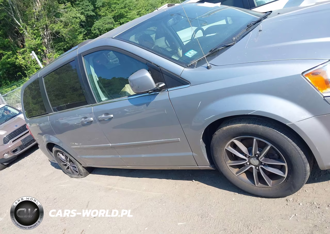 2017 Dodge Grand Caravan Sxt VIN:2C4RDGCG5HR824526 - 13