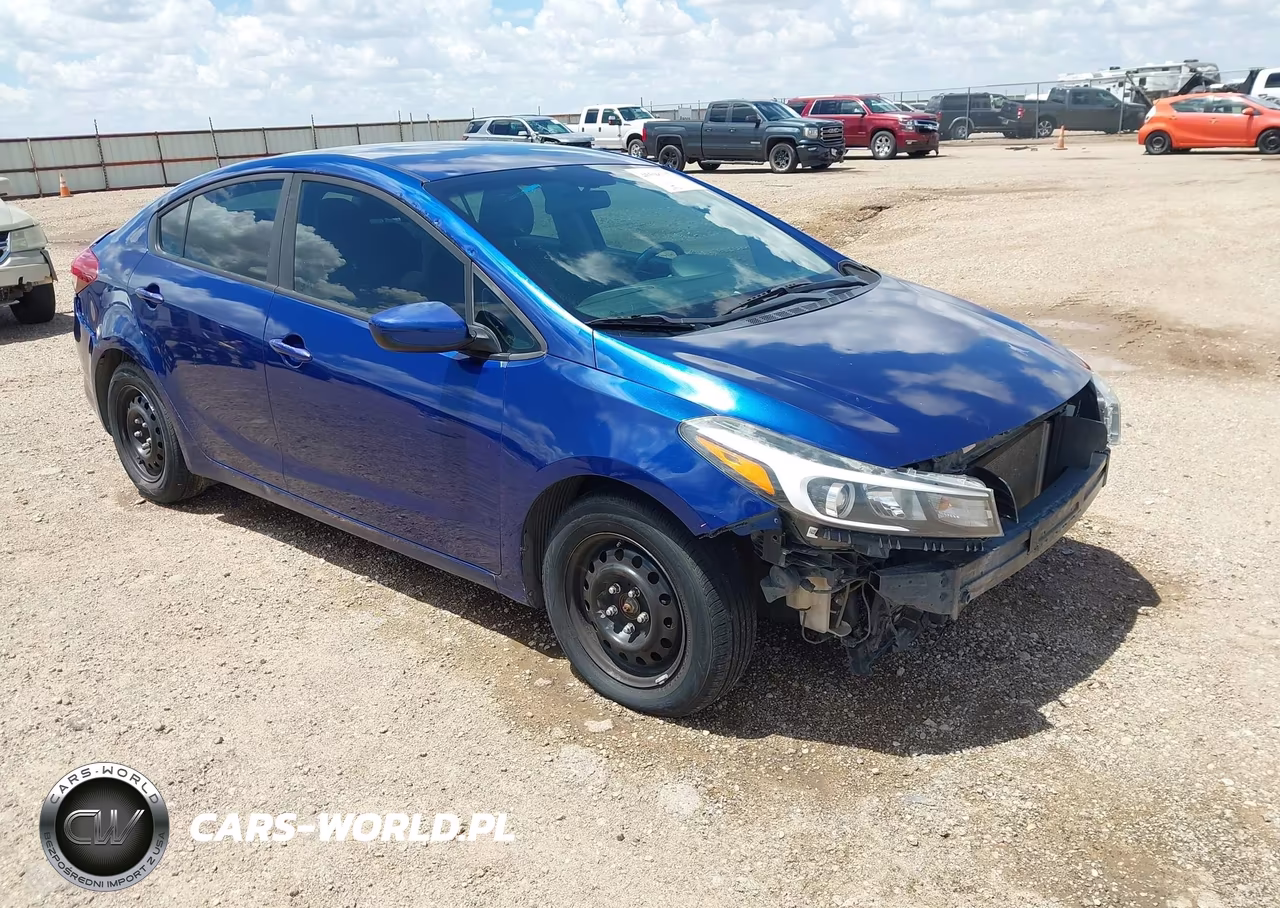 2017 Kia Forte Lx VIN:3KPFL4A7XHE133436 - 1