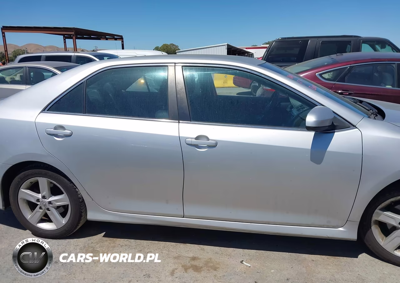 2014 Toyota Camry Se VIN:4T1BF1FK5EU446517 - 13