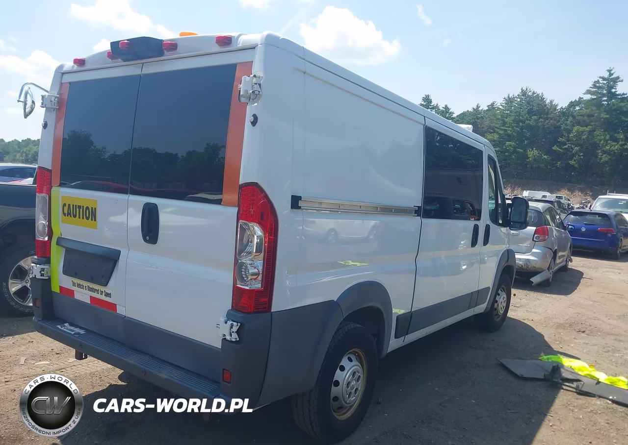 2015 Ram Promaster 1500 Low Roof VIN:3C6TRVAG2FE517576 - 4