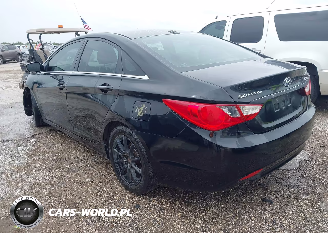 2013 Hyundai Sonata Gls VIN:5NPEB4AC4DH589157 - 3