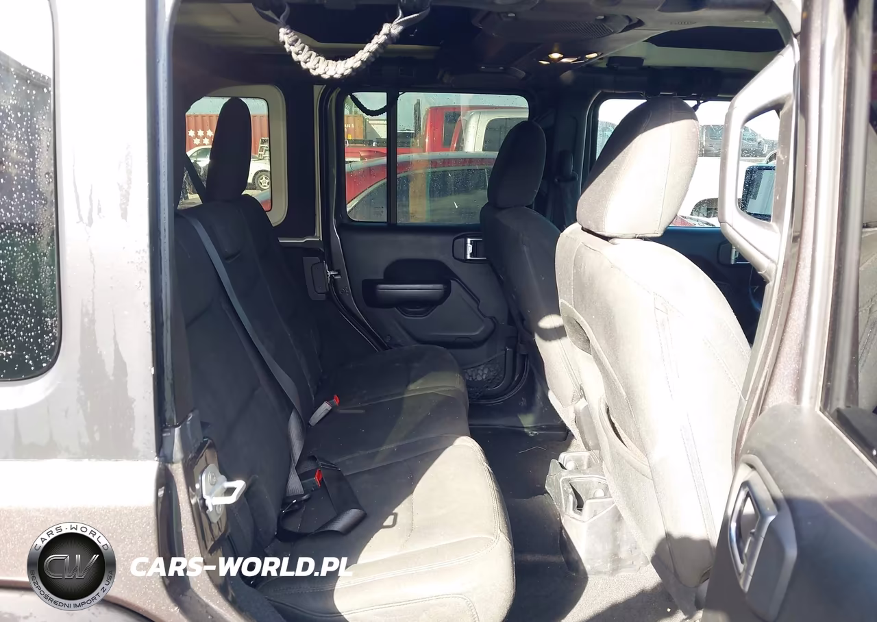 2020 Jeep Wrangler Unlimited Sport S 4X4 VIN:1C4HJXDN9LW106477 - 8