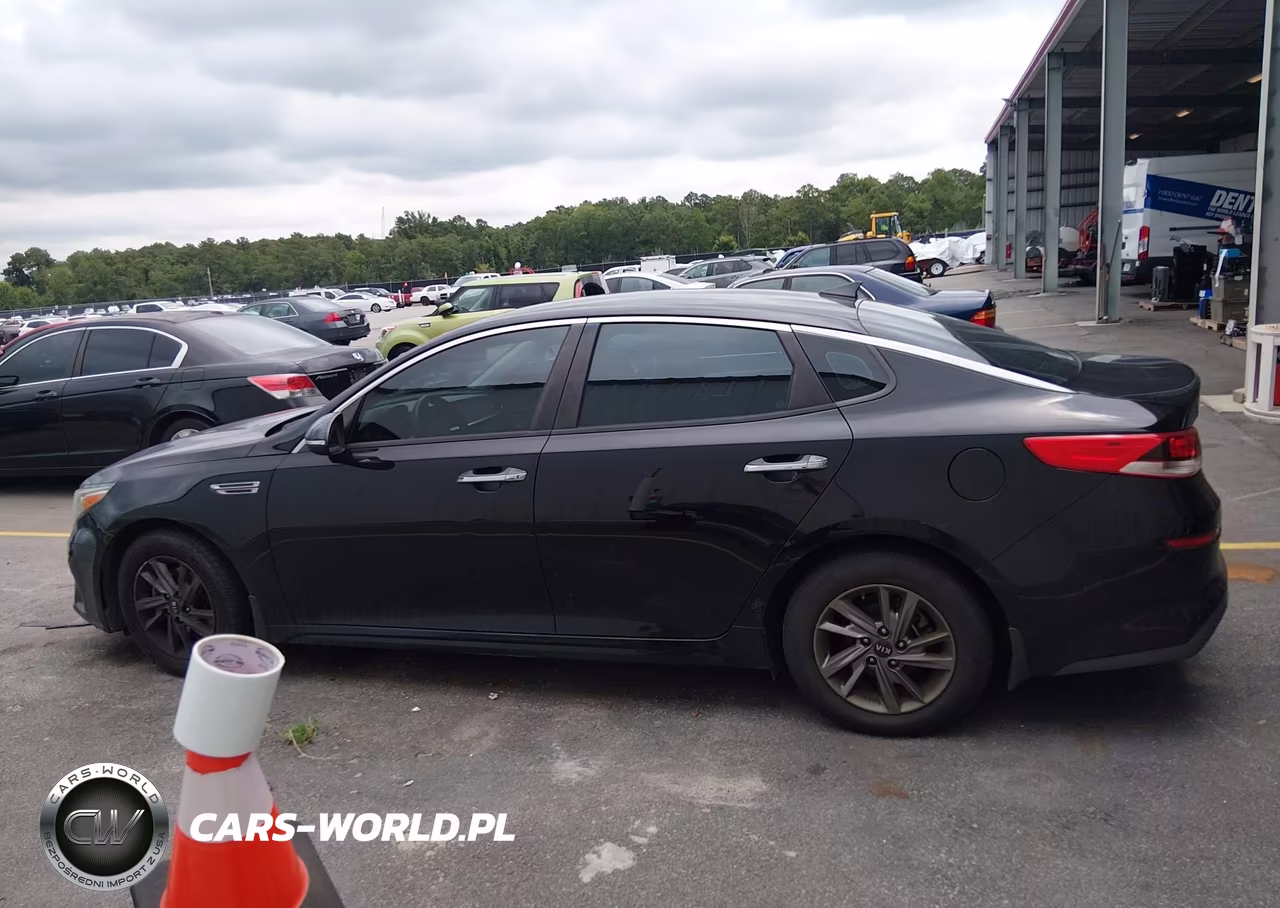 2019 Kia Optima Lx VIN:5XXGT4L38KG289133 - 14