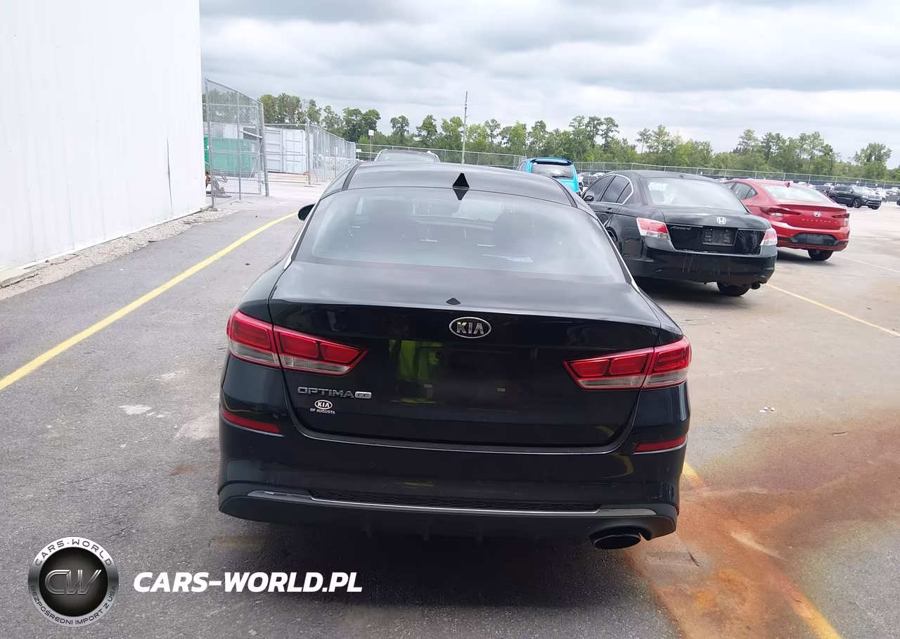 2019 Kia Optima Lx VIN:5XXGT4L38KG289133 - 16