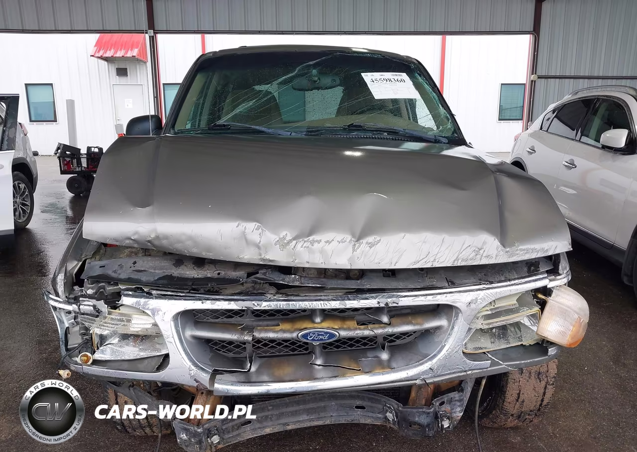 2000 Ford Explorer Xlt VIN:1FMZU63X6YZC45296 - 12