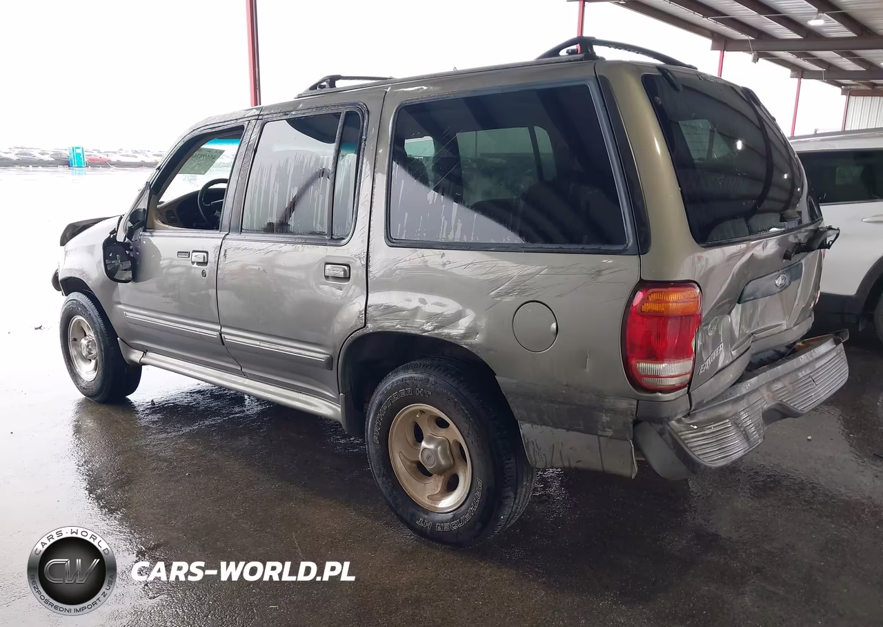 2000 Ford Explorer Xlt VIN:1FMZU63X6YZC45296 - 3