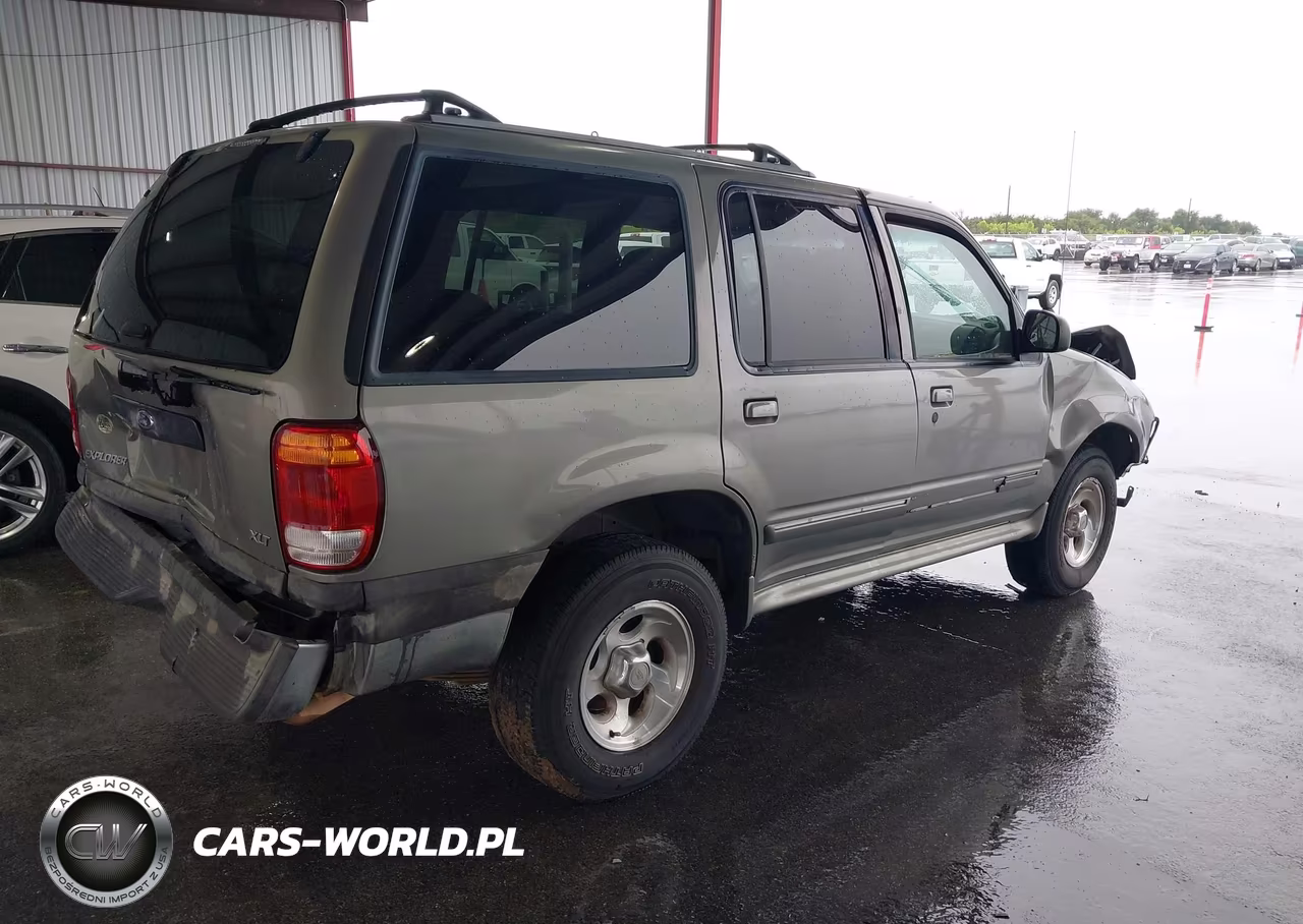 2000 Ford Explorer Xlt VIN:1FMZU63X6YZC45296 - 4