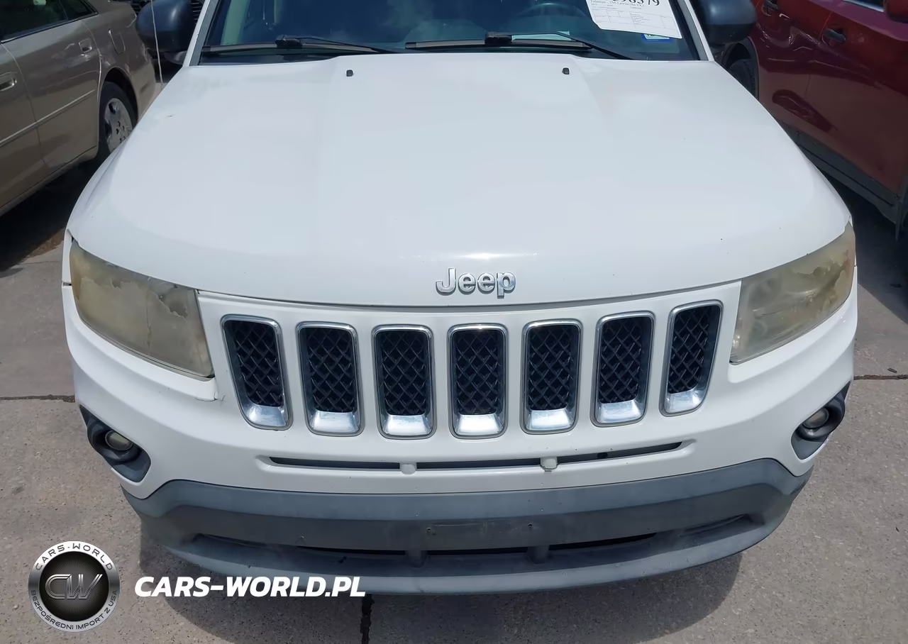 2013 Jeep Compass Latitude VIN:1C4NJCEA4DD250961 - 6