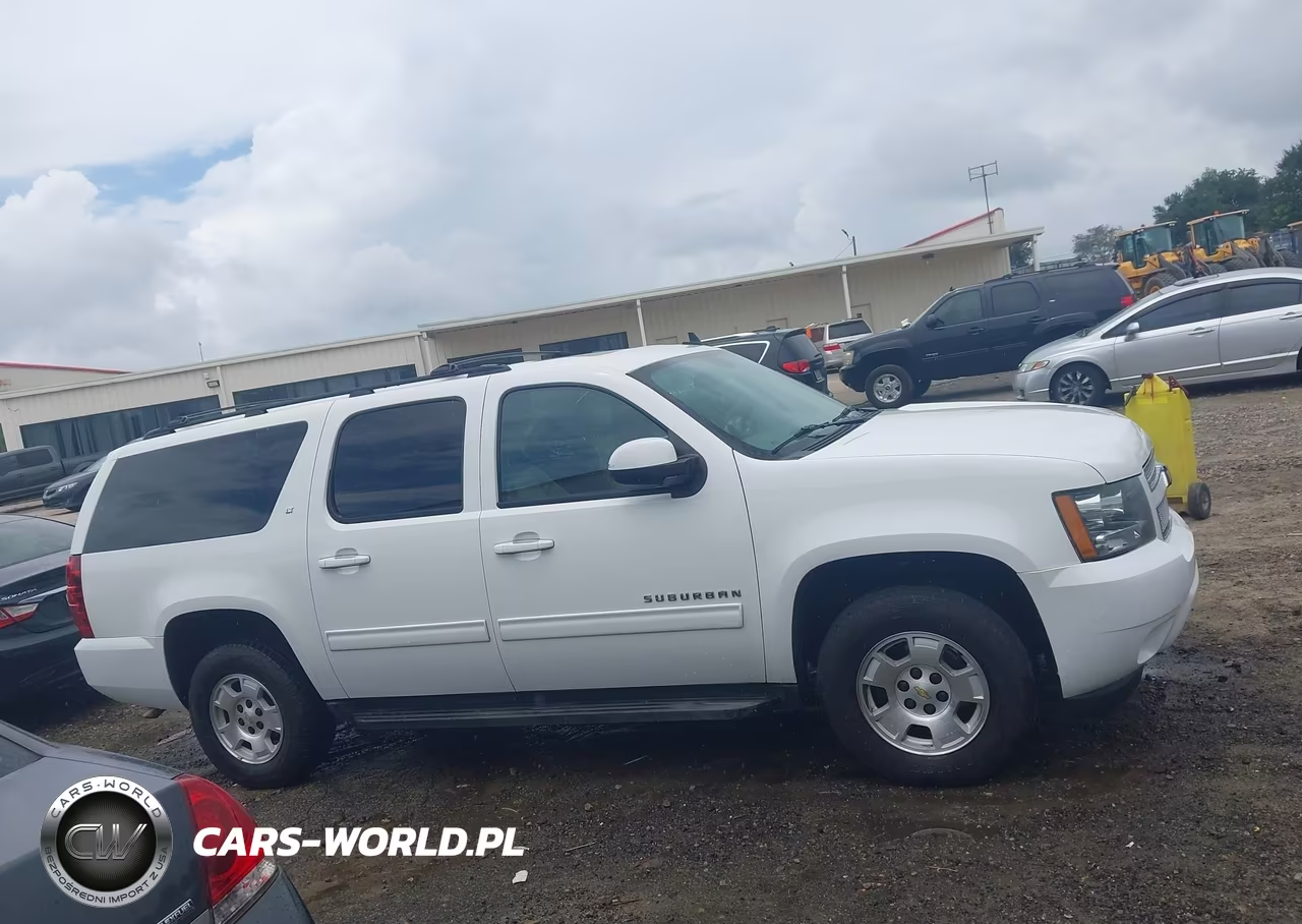 2014 Chevrolet Suburban Lt VIN:1GNSCJE05ER155782 - 13
