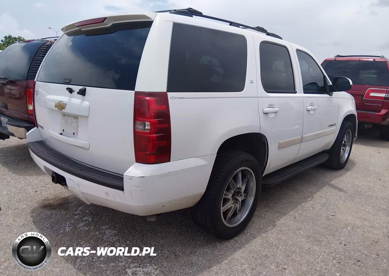 2007 Chevrolet Tahoe Lt VIN:1GNFC13J47R371333 - 4