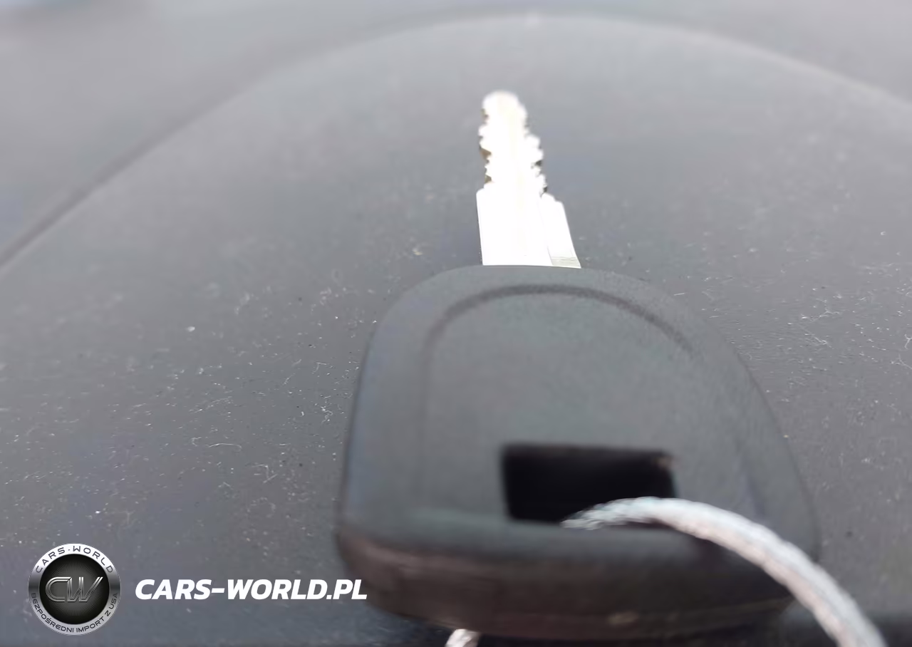2005 Mazda Mazda3 I VIN:JM1BK12FX51292669 - 11