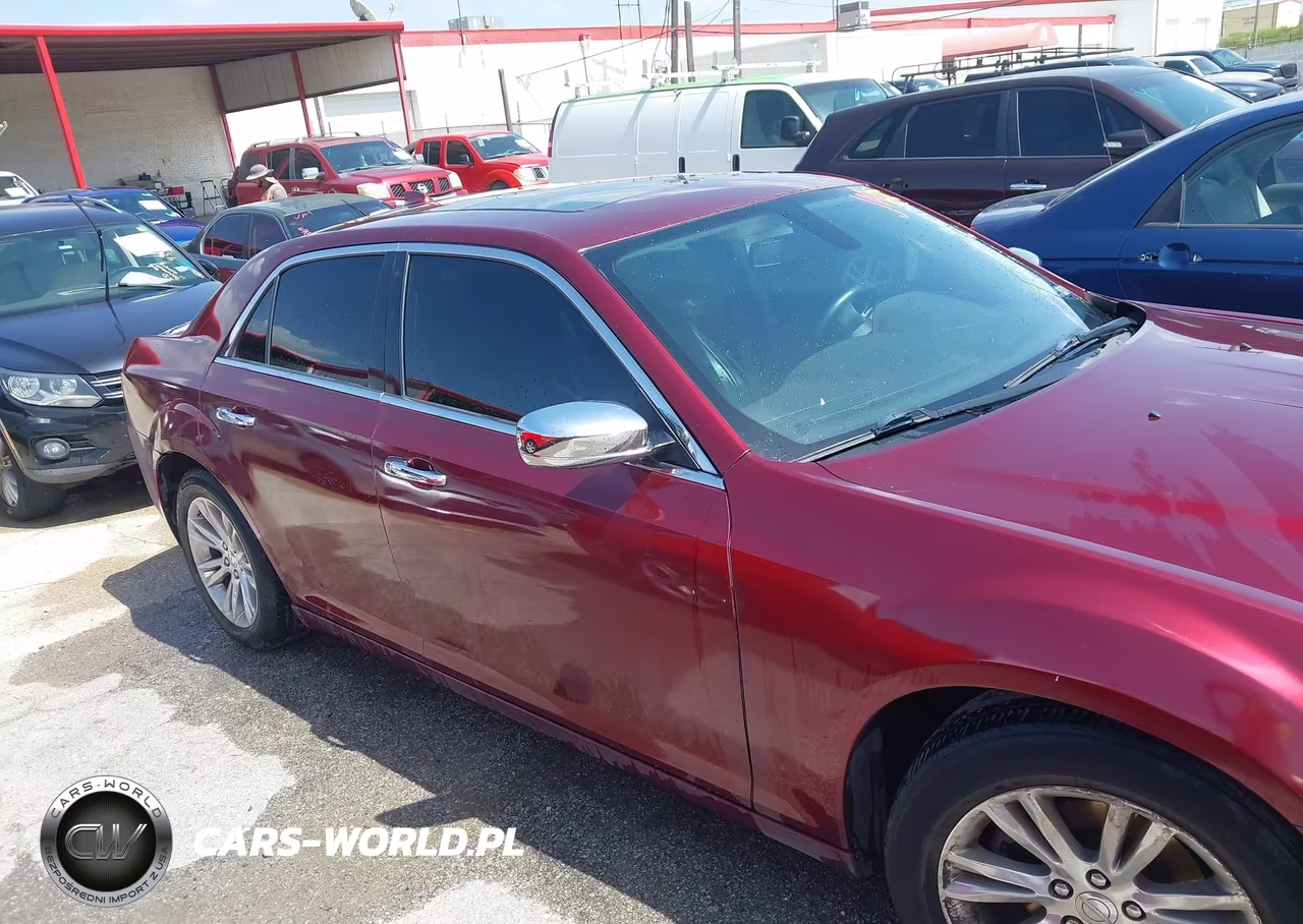2017 Chrysler 300C VIN:2C3CCAEG0HH559821 - 13