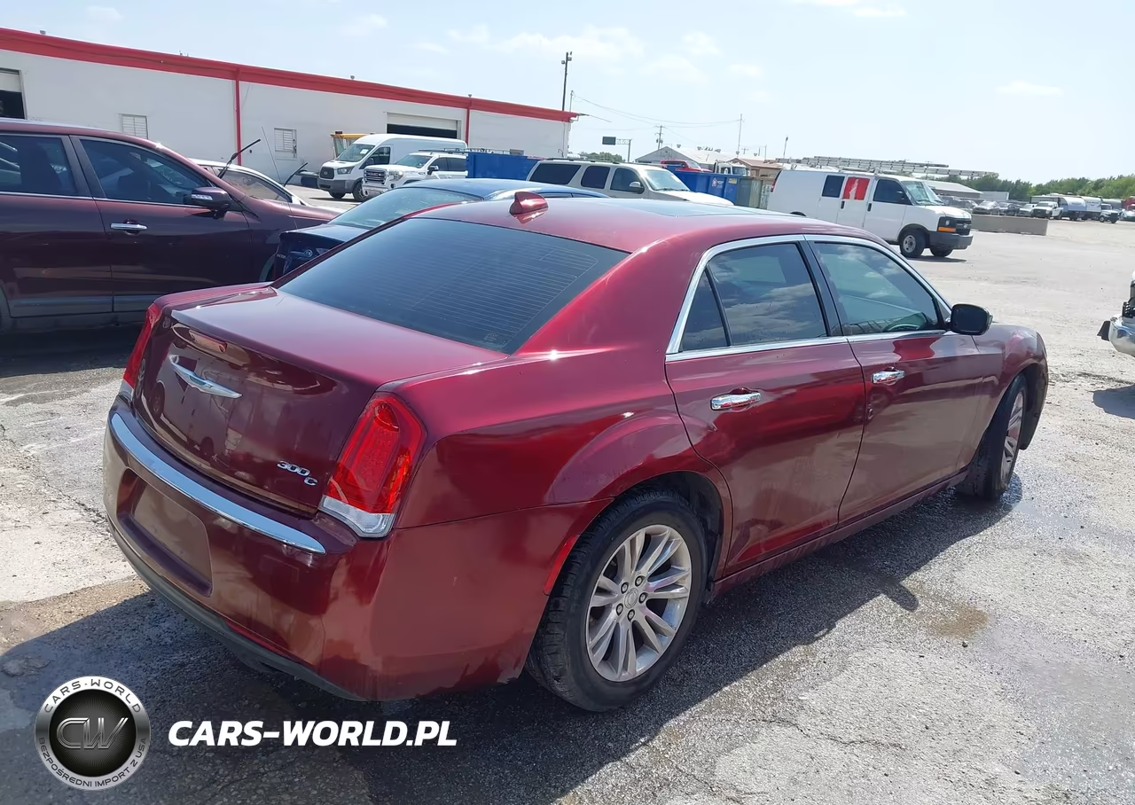 2017 Chrysler 300C VIN:2C3CCAEG0HH559821 - 4