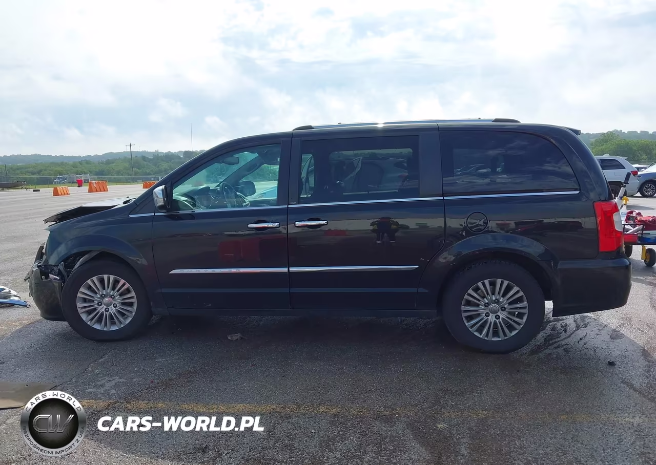 2014 Chrysler Town & Country Limited VIN:2C4RC1GG3ER297740 - 15