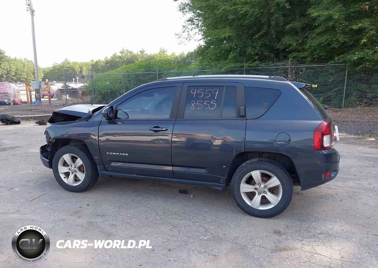 2016 Jeep Compass Latitude VIN:1C4NJDEB0GD573259 - 12