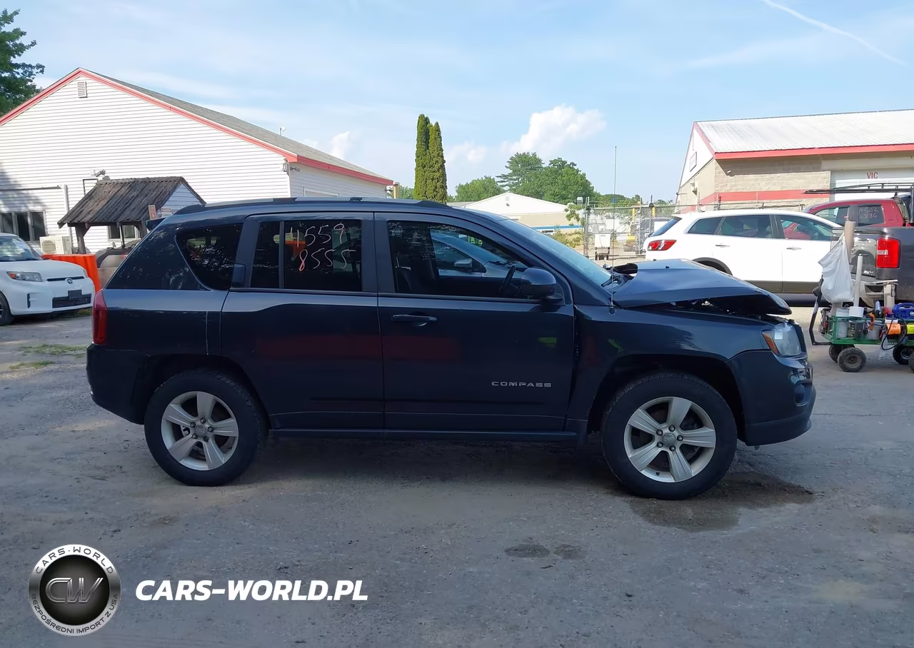 2016 Jeep Compass Latitude VIN:1C4NJDEB0GD573259 - 14