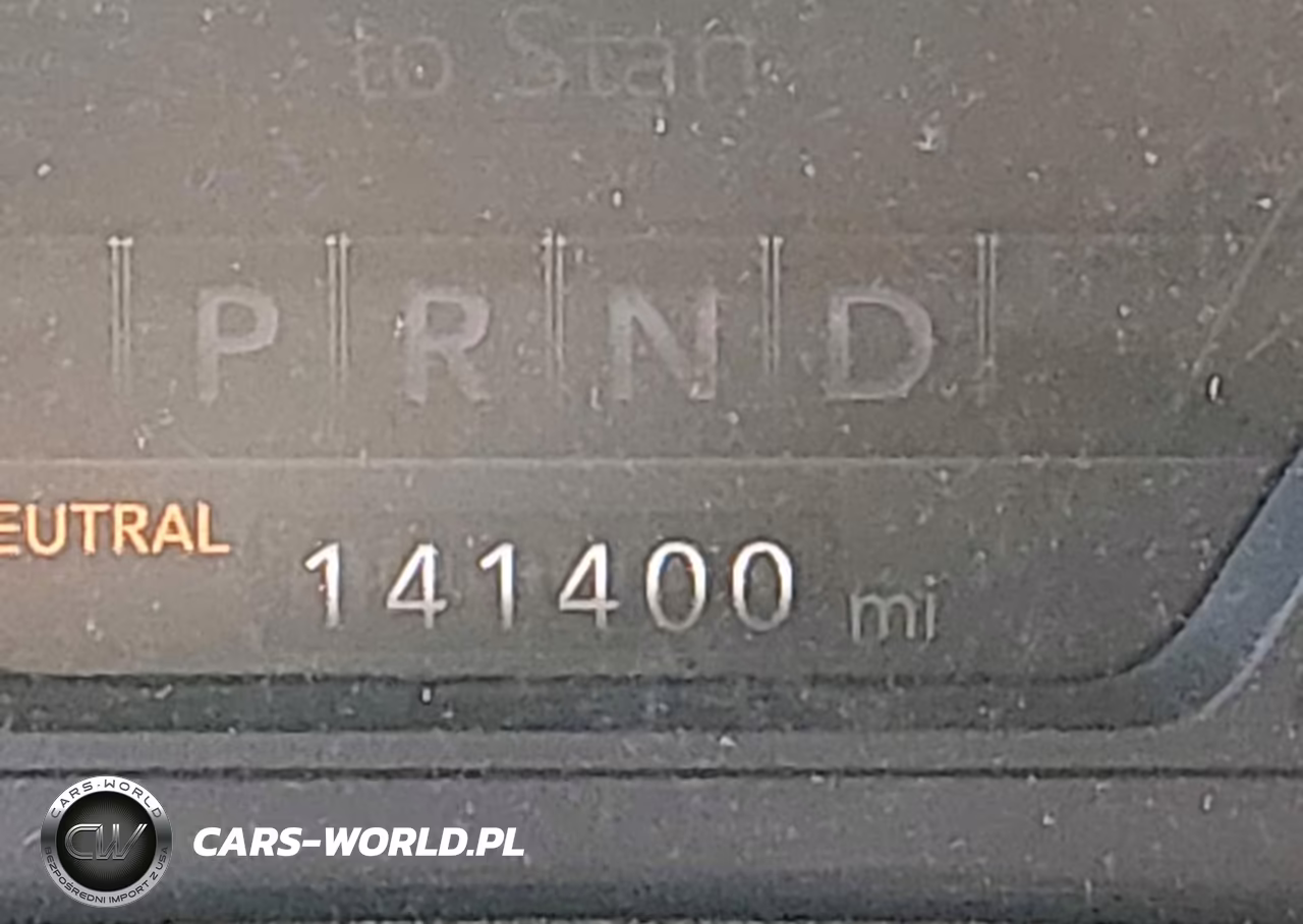 2019 Ram 1500 Laramie VIN:1C6SRFJT8KN516257 - 15