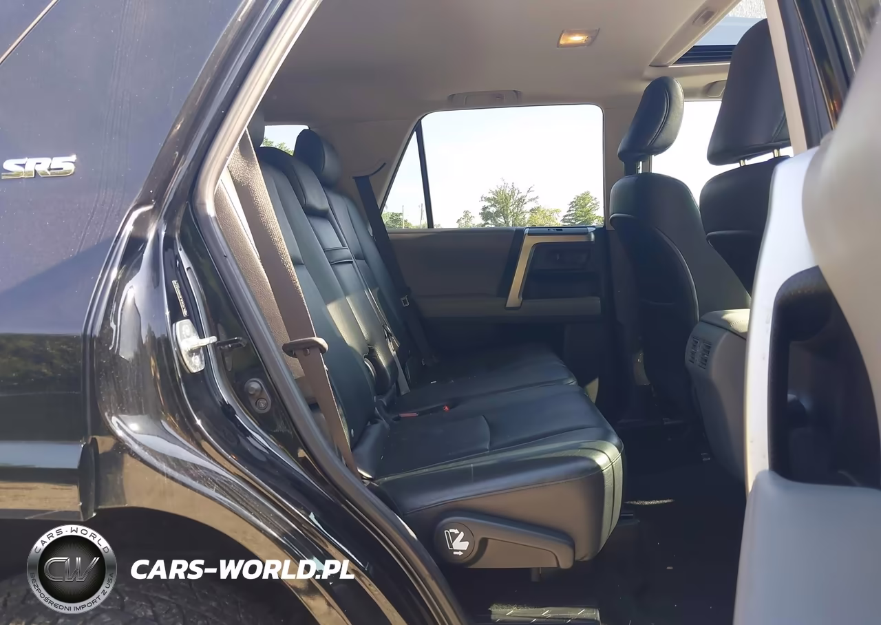2010 Toyota 4Runner Sr5 V6 VIN:JTEBU5JR7A5015179 - 8