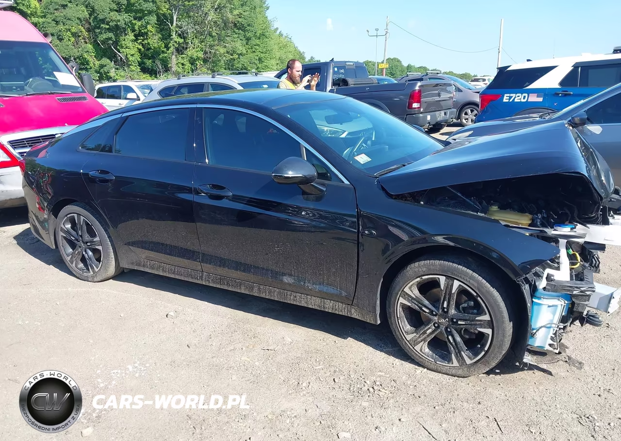 2024 Kia K5 Gt-Line – zdjęcie 1 z 15