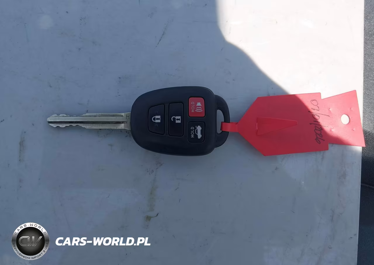 2016 Toyota Corolla Le VIN:2T1BURHE0GC582859 - 11
