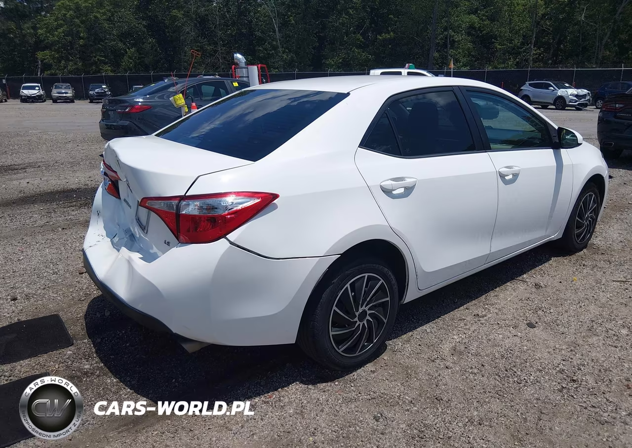 2016 Toyota Corolla Le VIN:2T1BURHE0GC582859 - 4