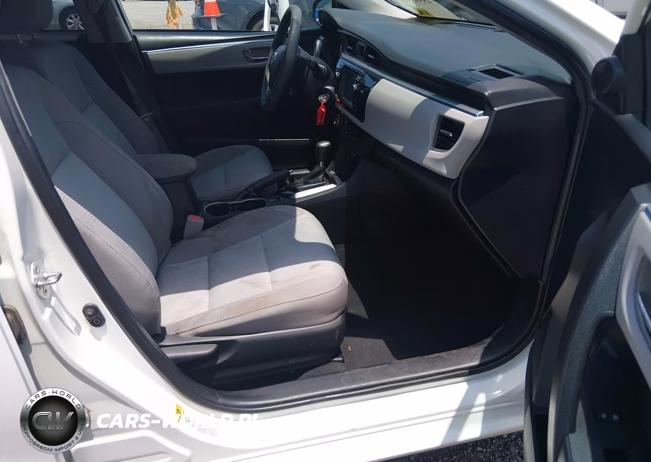 2016 Toyota Corolla Le VIN:2T1BURHE0GC582859 - 5