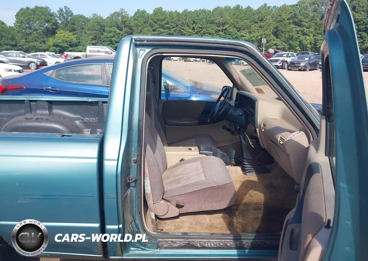1994 Mazda B2300 VIN:4F4CR12A1RTM90210 - 5