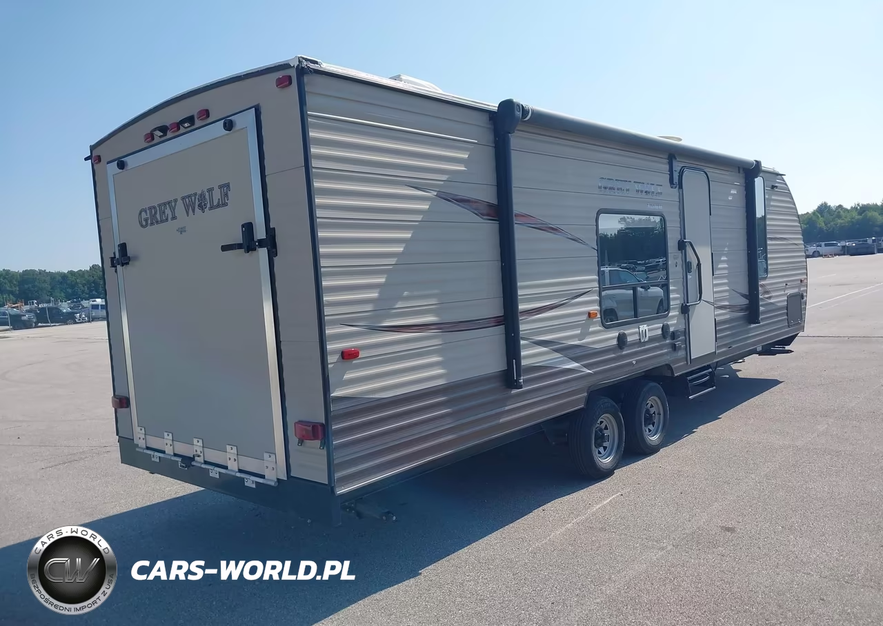 2017 Forest River Grey Wolf Toyhauler Travel Trailer VIN:4X4TCKB2XHK039865 - 4