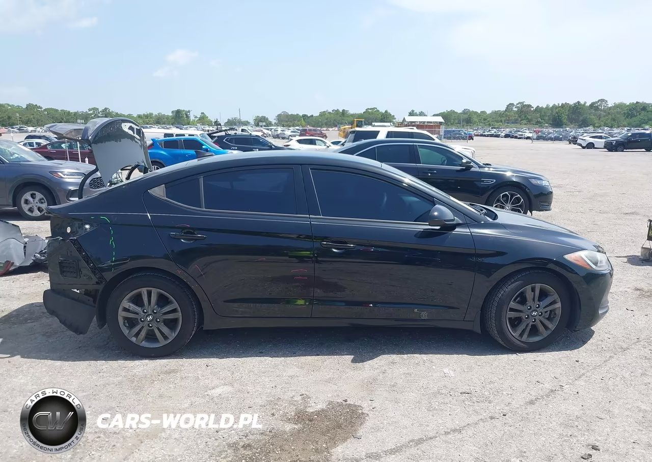 2017 Hyundai Elantra Se VIN:5NPD84LF8HH194213 - 13