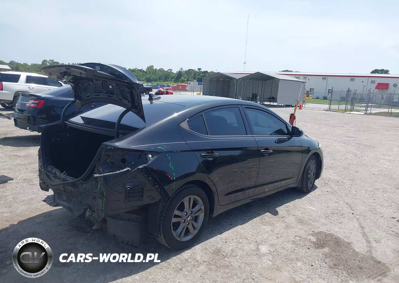 2017 Hyundai Elantra Se VIN:5NPD84LF8HH194213 - 4